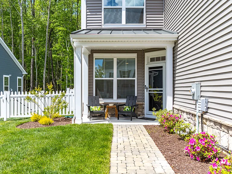 36561 Calm Water Dr — Photo 2