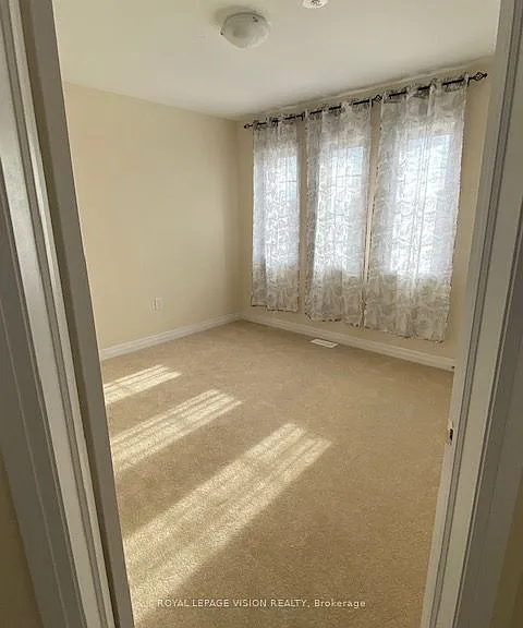 45 Carew Blvd — Photo 11