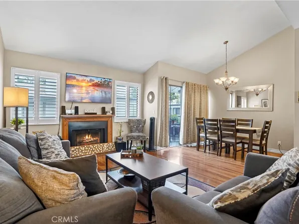 6524 Twin Circle Ln Unit 2, Simi Valley, CA 93063