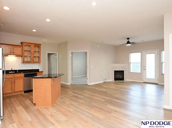 3310 N 147th Ct APT 2201, Omaha, NE 68116