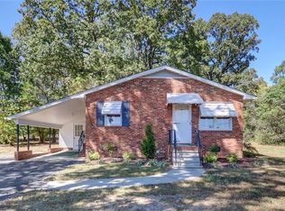 2627 Anthony Rd, Burlington, NC 27215