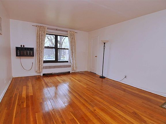 2nd image of 5 W Mill Dr APT 2B