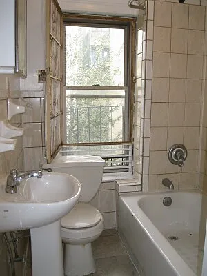 Rented by Tower Brokerage | media 67