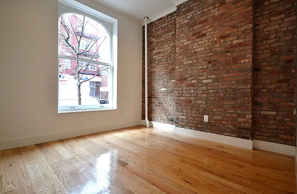 Rented by Bold New York | media 17