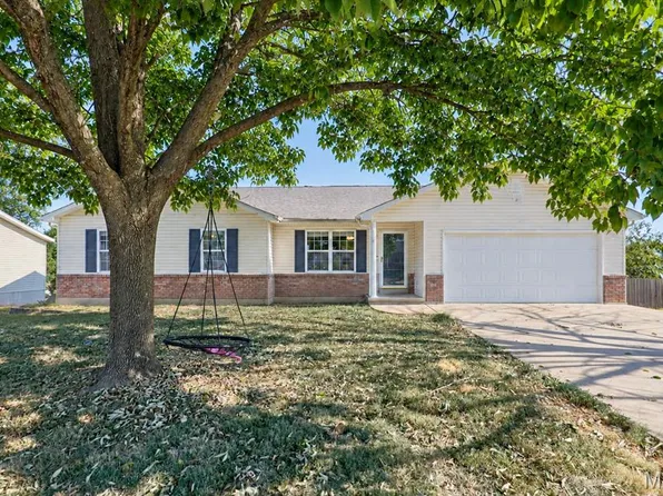 273 Hickory Forest Dr, Troy, MO 63379
