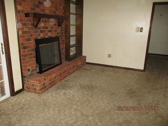 4th image of 322 SW 72nd St