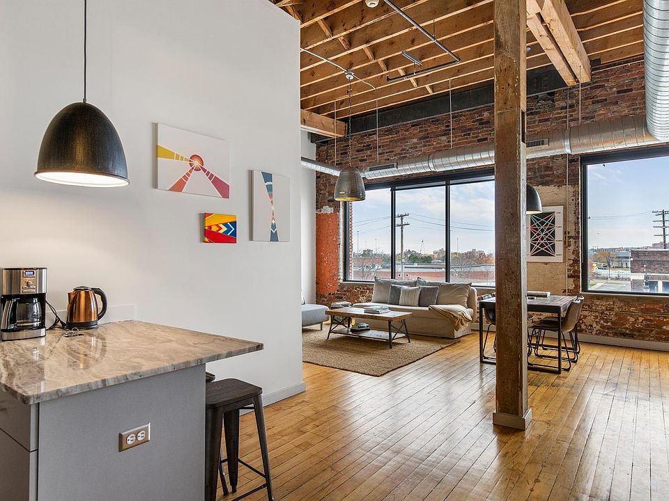 1st image of 1410 Gratiot Ave #302