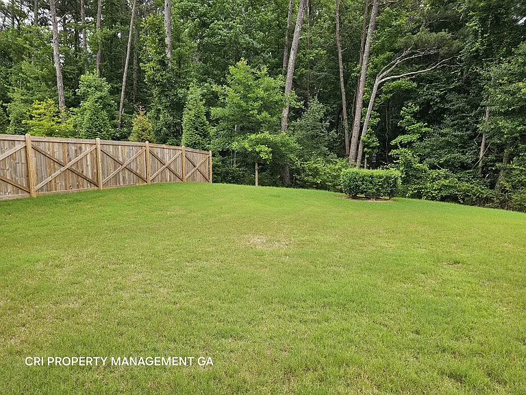 352 Newshaw Dr — Photo 61