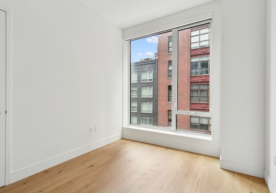 1st image of 312 W 43rd St #4J