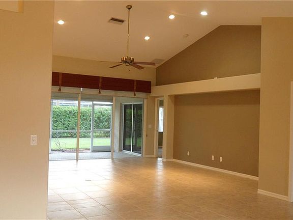 5th image of 7161 Dogwood Ct