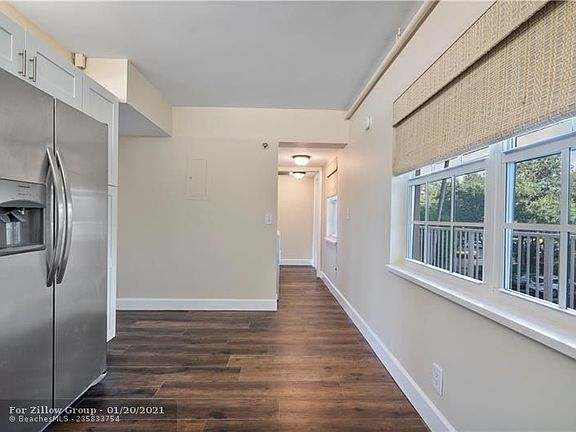 4th image of 3520 Oaks Way APT 309