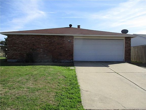 3rd image of 2110 Stockton Trl