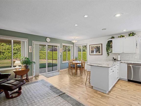 5th image of 726 Drew Rd