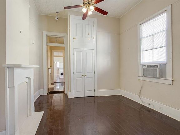 5th image of 716 Touro St