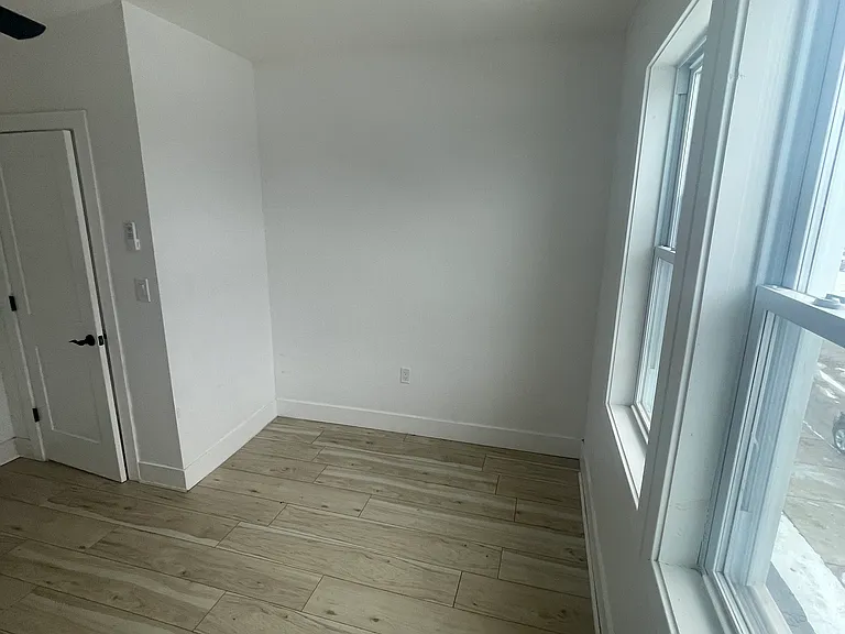 2385 Washington St #4 — Photo 22