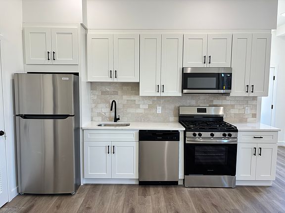 4th image of 14 Garden St #5