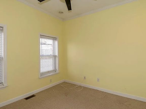 4th image of 705 S Rose St