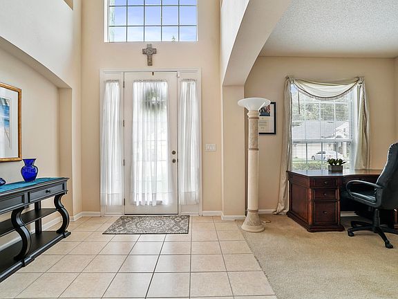 3rd image of 2388 Watermill Dr