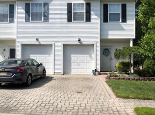 164 White St, Eatontown, NJ 07724