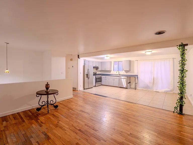 10522 S Amaryllis Dr — Photo 5