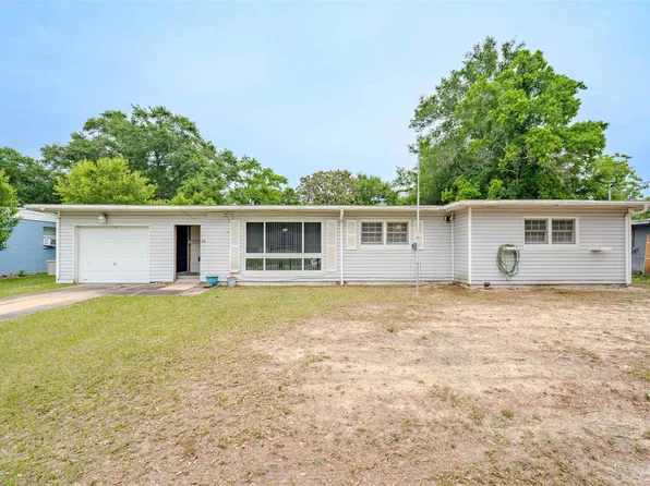 26 W Adkinson Dr, Pensacola, FL 32506
