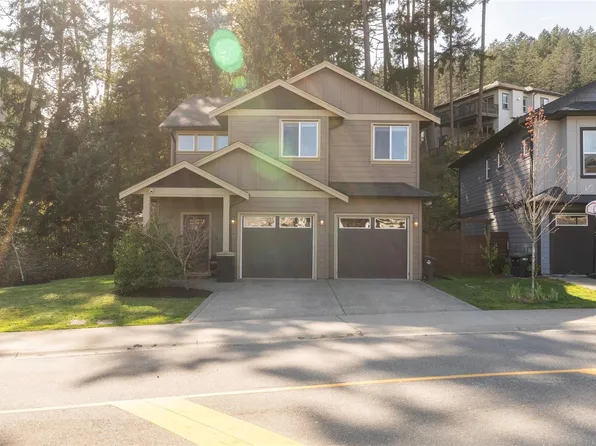 2398 Lund Rd, View Royal, BC V9B 0S9