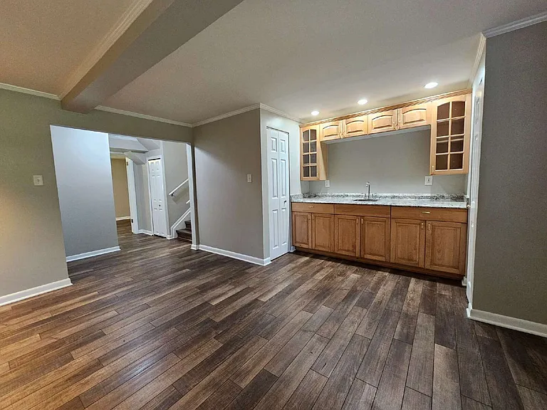 591 E Long Lake Rd — Photo 30