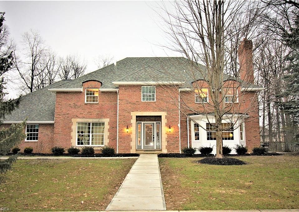 1st image of 2215 Macon Ct