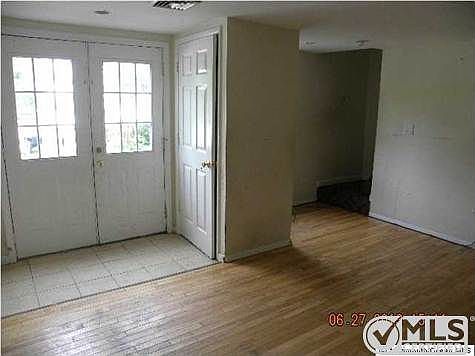 1st image of 354 Lake Ave