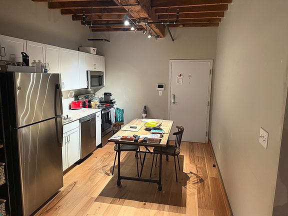 2nd image of 58 13th St Unit 303