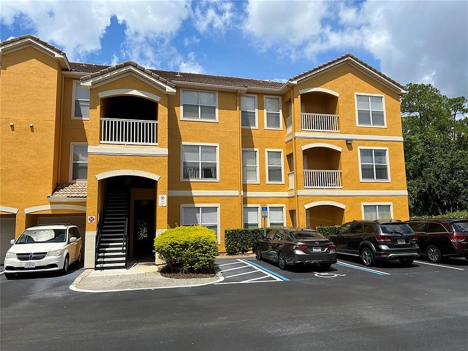 1st image of 8818 Villa View Cir Unit 305