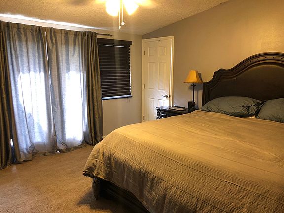 5th image of 3306 Royal Palm Dr #1