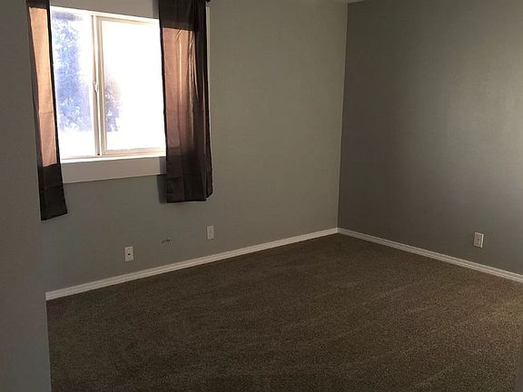 5th image of 2704 SW Glacier Ave APT 4