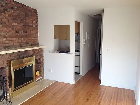 Rented by Walter & Samuels Inc | media 10