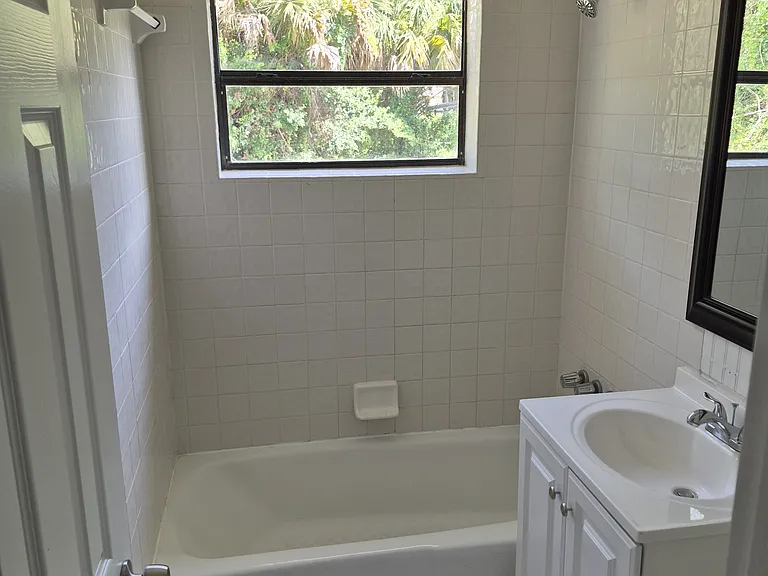 7303 Roberts Rd — Photo 29