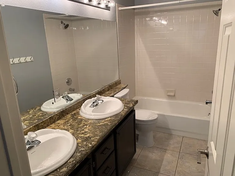 1195 Evening Canyon Ave — Photo 24