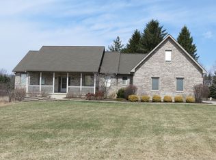 340 W Bemis Rd, Saline, MI 48176