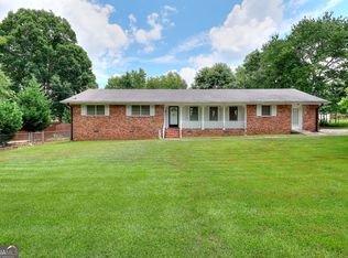 2221 Pinehurst Rd, Snellville, GA 30078