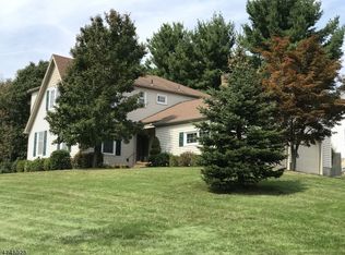 580 Heritage Rd, Millington, NJ 07946