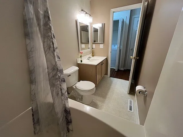 4043 Waterford Dr — Photo 36