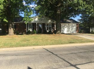 1012 S Lincoln Ave, Marshall, MO 65340