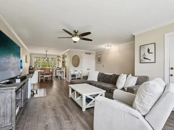 11 westview Avenue #25-2, White Plains, NY 10603