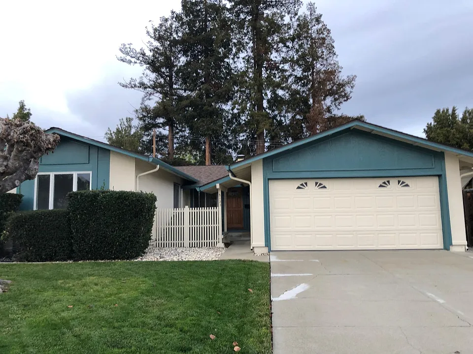 5123 Bobbie Ave