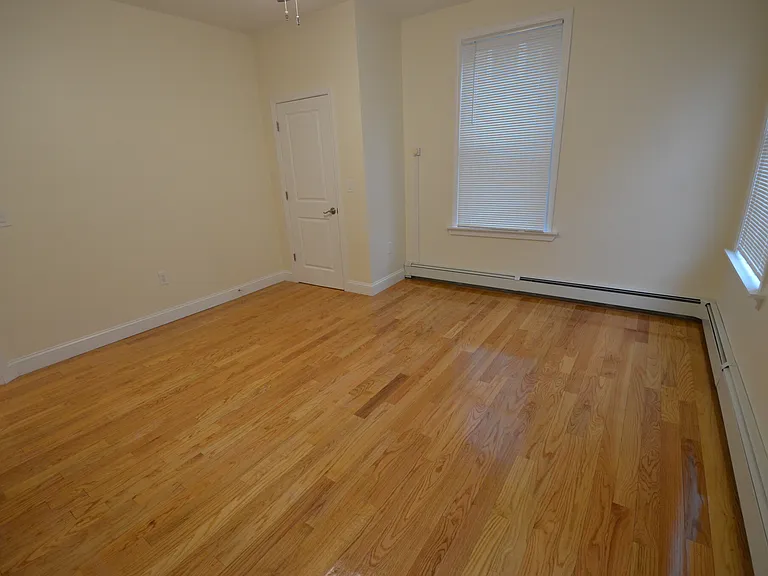 35 Brookline St #19 — Photo 6
