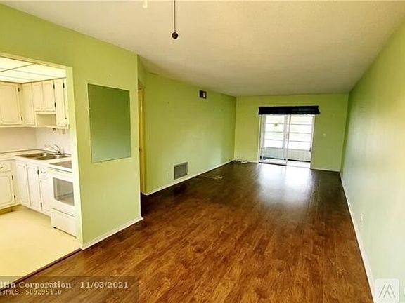 2nd image of 2112 NE 1st Way APT 105