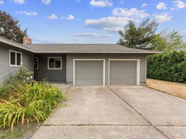 1812 SE 18th Pl, Troutdale, OR 97060