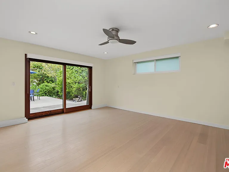 175 Barlock Ave — Photo 40
