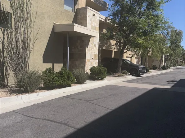 820 E Palm Cyn, Palm Springs, CA 92264