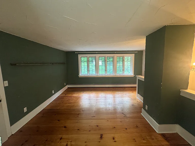 3411 Henneberry Rd — Photo 6