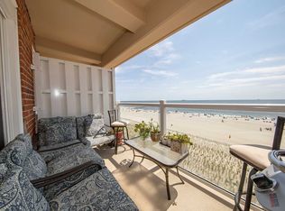 370 W Broadway APT 5V, Long Beach, NY